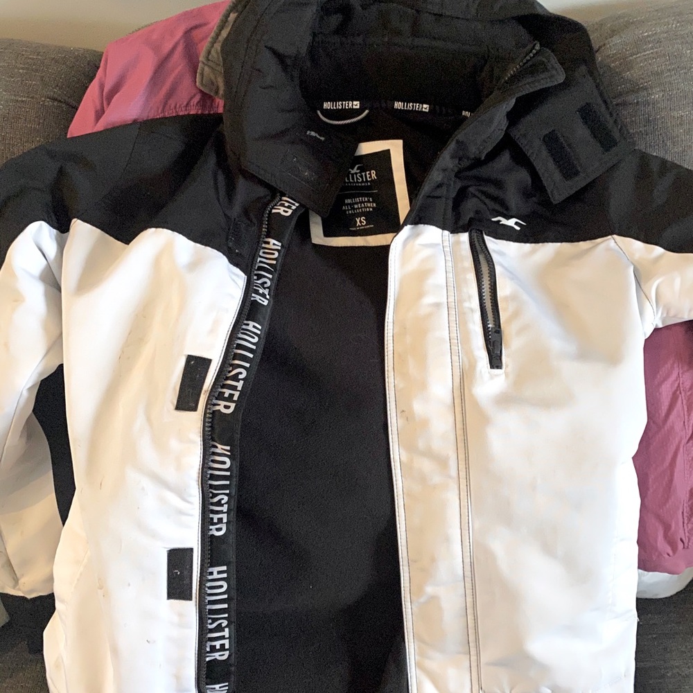Hollister snow jacket
